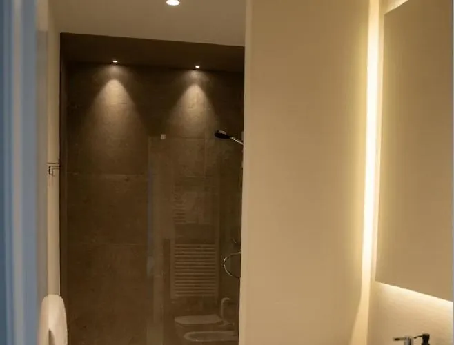 ゲストハウス Casa Neda Affitacamere