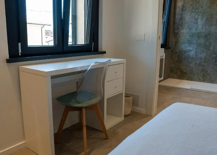 Casa Neda Affitacamere ゲストハウス