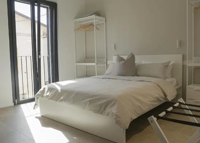 Casa Neda Affitacamere ゲストハウス